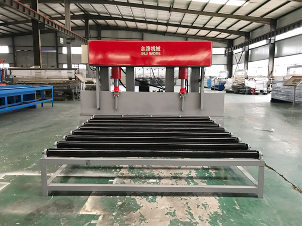 bending machine for  crimped wire mesh